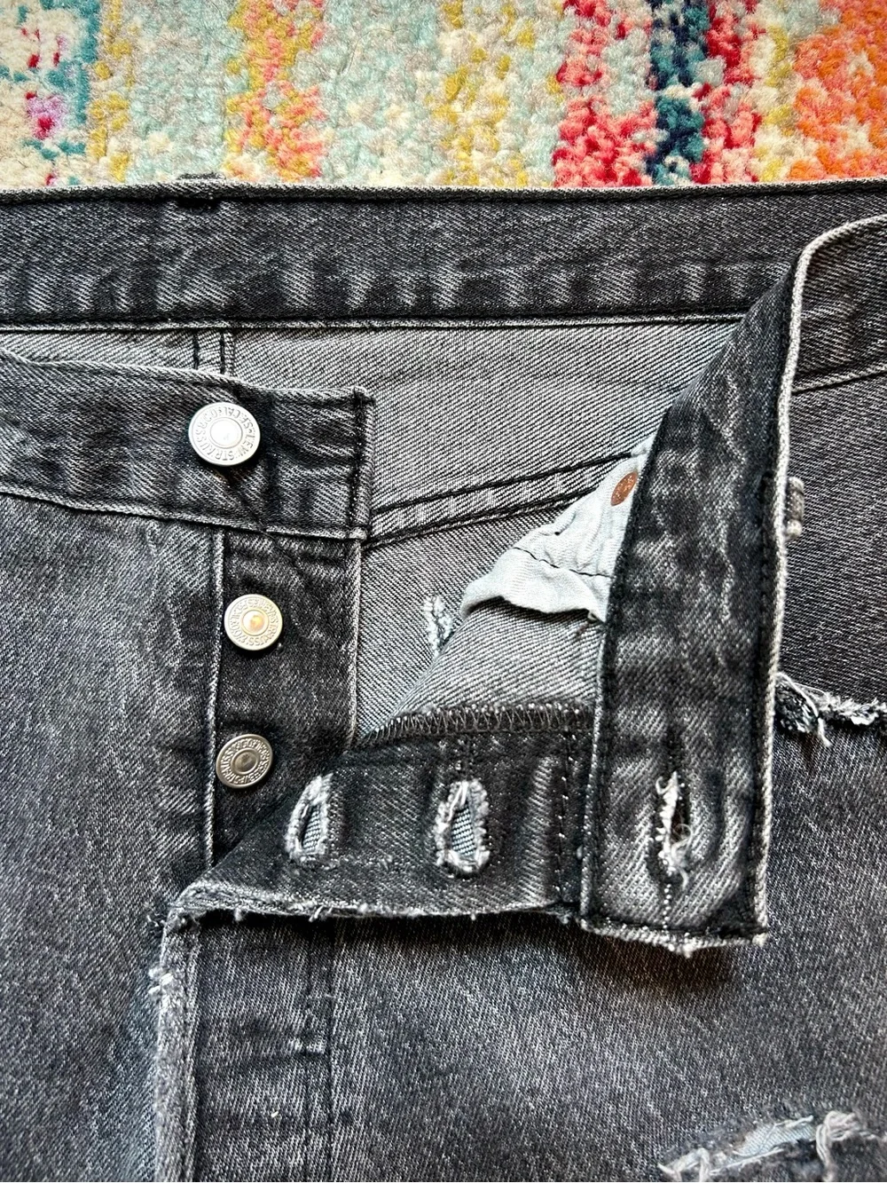 Levis tag size